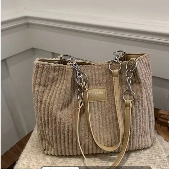 Meiduola NEW Cordoroy/chenille tote. Beige textured tote is fun & fashionable - Picture 6 of 7